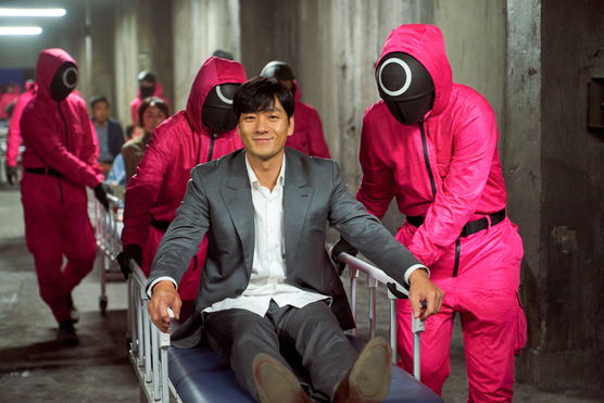 Squid Game: More Behind-the-Scenes Photos from Netflix