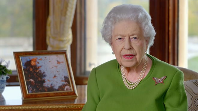 queen-elizabeths-corgis-knew-the-monarchs-health-was-declining-muick-sandy-were-reportedly-with-the-late-monarch-when-she-took-her-last-breath