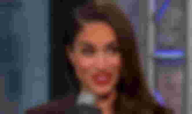 meghan-markle-shock-prince-harrys-wife-plans-to-release-a-memoir-before-her-husband-duchess-knows-her-book-will-be-different