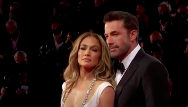 jennifer-lopez-steps-out-with-jennifer-garners-look-alike-daughter-violet-skipped-dad-ben-affleck-jlos-las-vegas-wedding-due-to-her-loyalty-to-her-mom