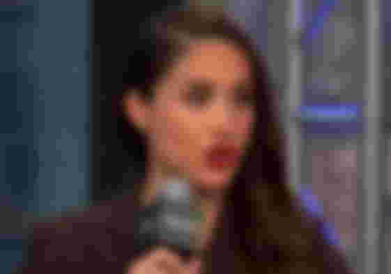 meghan-markle-gave-prince-harry-a-shoutout-during-her-one-young-world-summit-speech-earned-cheers-from-200-delegates-present