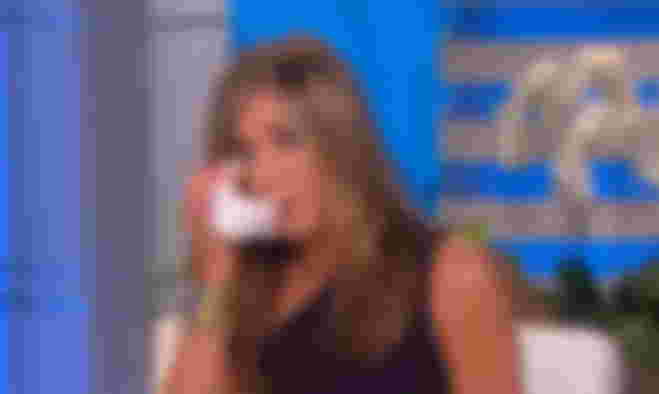 jennifer-aniston-shock-friends-star-turns-into-a-cradle-snatcher-wants-to-date-younger-men-like-john-mayer