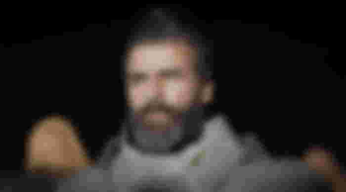 Image from Moon Knight Star Ethan Hawke Joined MCU Series to Meet Oscar Isaac