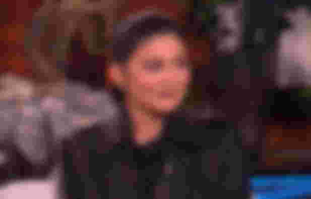 kylie-jenner-did-not-look-happy-while-posing-for-a-photo-with-a-producer-kylie-cosmetics-mogul-reportedly-accused-of-having-a-bad-attitude
