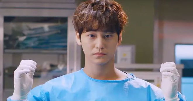 kim-bum-reveals-biggest-difference-between-him-and-ghost-doctor-character-go-seung-tak