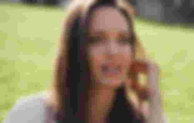 angelina-jolie-allegedly-wasnt-dumped-by-the-weeknd-jonny-lee-miller-before-she-finally-asked-salma-hayek-to-help-her-find-love