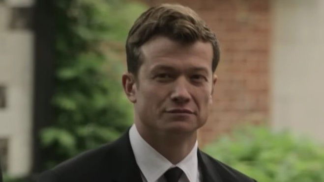 Ed Speelers as Rhys Montrose in You Season 4 Part 1