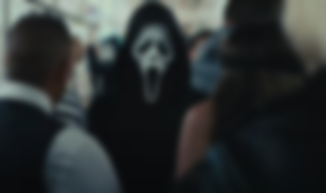 Image from Ghostface Slashes His Way Through the Big Apple In New Scream 6 Trailer