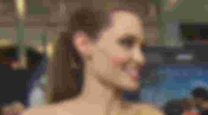 vivienne-jolie-pitt-shock-angelina-jolies-daughter-looks-like-sister-shiloh-siblings-rock-the-same-style
