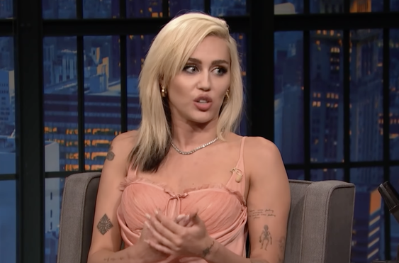 miley-cyrus-greatly-affected-by-billy-ray-and-tishs-divorce-liam-hemsworths-ex-reportedly-hiding-focusing-on-her-well-being