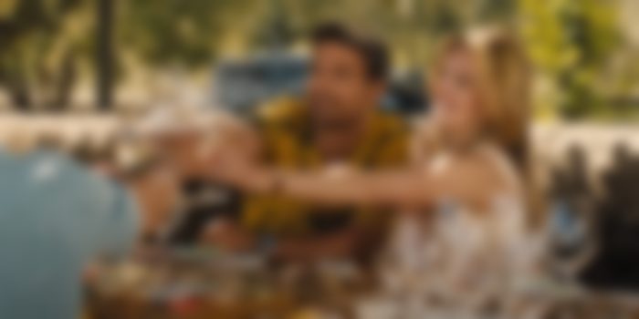 Theo James and Meghann Fahy in The White Lotus