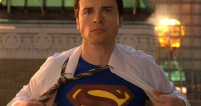 Superman Actor Tom Welling Confirms Return of Smallville