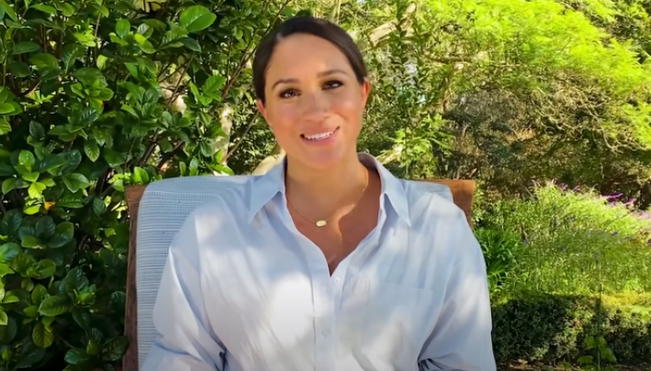 meghan-markle-shock-prince-harrys-wife-changes-fashion-dresses-like-a-very-young-billionaire
