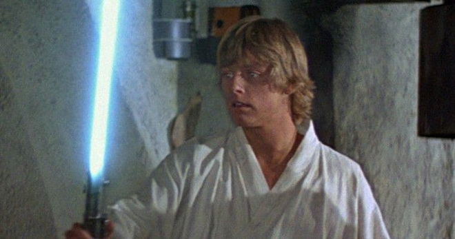 Star Wars: 2021 Comic Offers New Look at Luke Skywalker's Yellow Lightsaber