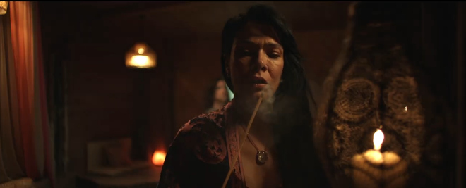 yellowjackets-season-2-news-update-newcomers-lauren-ambrose-simone-kessell-share-how-they-brought-to-life-adult-lottie-van-ahead-of-premiere