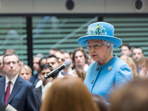 queen-elizabeth-heartbreak-royal-family-a-mess-and-falling-apart-amid-monarchs-health-crisis-her-majesty-reportedly-spending-the-weekend-in-sandringham