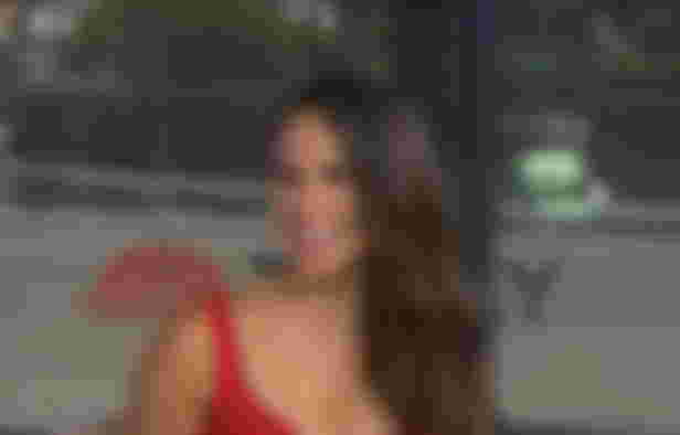 queen-elizabeth-called-out-meghan-markle-after-monarch-heard-duchesss-remarks-prince-harrys-wife-reportedly-complained-about-eggs-on-her-wedding-menu
