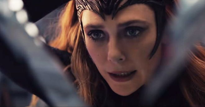 Doctor Strange 2 Star Elizabeth Olsen Teases Fans to Prepare for Jump Scare Moments
