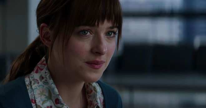 Dakota Johnson Shock: Actress Reportedly Worries About Melania Griffith's Health Amid Complicated Family Drama, Gets A Special Shoutout From Boyfriend Chris Martin
