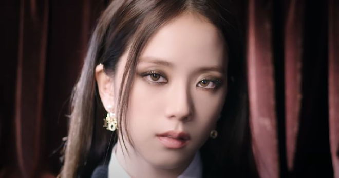 blackpink-jisoo-says-acting-career-allowed-her-to-experience-growth