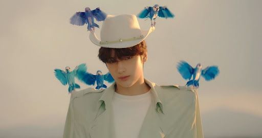 txt-huening-kai-diet-2022-groups-maknae-offers-small-tip-to-fans