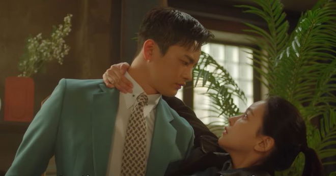 cafe-minamdang-lead-stars-seo-in-guk-oh-yeon-seo-share-intriguing-moment-in-k-dramas-new-poster