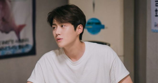 Kim Seon Ho Shock: Hometown Cha-Cha-Cha Actor Beats Jo Jung Suk, Shin Min Ah, Kim So Yeon, Jeon Mi Do, Song Kang, Han So Hee Again