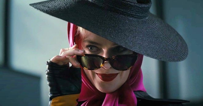 Margot Robbie is 'Pestering' WB to Feature Harley Quinn and Poison Ivy's Romance in DCEU