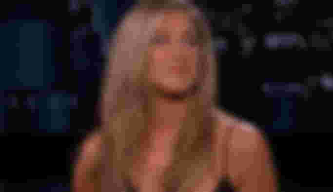 jennifer-aniston-releasing-a-memoir-in-late-2023-brad-pitts-ex-wife-allegedly-will-discuss-their-failed-marriage-actors-affair-with-angelina-jolie