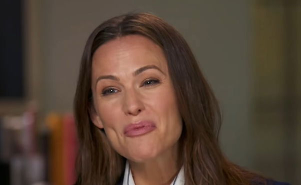 jennifer-garner-jennifer-lopez-have-a-chilly-relationship-ben-afflecks-ex-wife-allegedly-not-looking-forward-to-the-holidays-because-of-marry-me-actress