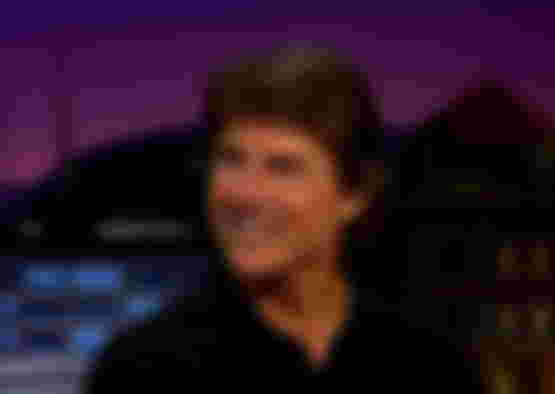 tom-cruise-could-serve-as-arbitrator-in-leah-reminis-assistants-case-against-scientology-if-he-accepts-the-task-elisabeth-moss-reportedly-declined-the-compromising-position