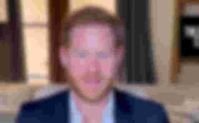 prince-harry-worried-that-his-memoir-would-be-offensive-to-the-royal-family-duke-of-sussex-reportedly-rewriting-select-parts-but-wont-cancel-his-book