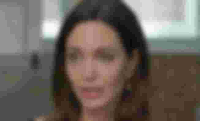 angelina-jolies-daughter-vivienne-jolie-pitt-resembles-dad-brad-pitt-sister-shiloh-in-latest-photo-with-dear-evan-hansen-cast-members