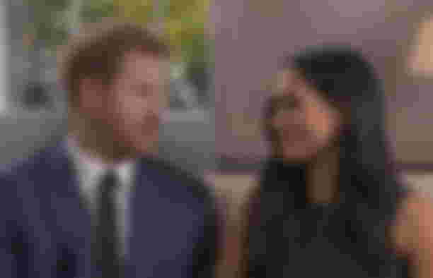 prince-harry-meghan-markle-released-new-portrait-to-humiliate-the-royal-family-sussexes-reportedly-want-to-remind-the-public-that-theres-an-alternative-royal-court-in-the-us