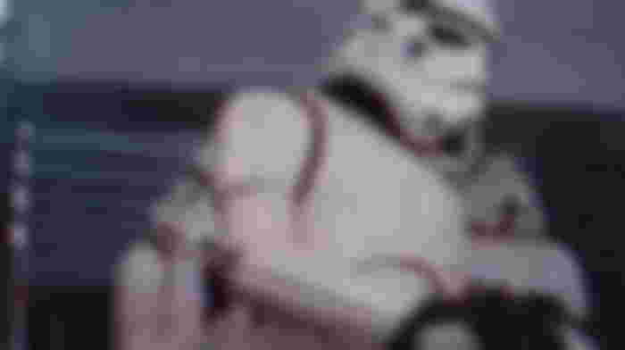 Star Wars: Stormtrooper Humiliates Lightsaber-Wielding Fan at Disneyland