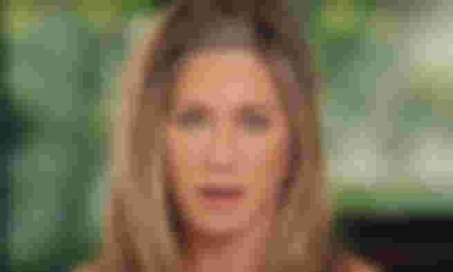 jennifer-aniston-doesnt-want-matthew-perry-to-discuss-her-relationship-with-brad-pitt-the-morning-show-star-allegedly-will-be-disappointed-with-her-friends-co-star-if-he-breaks-their-philosophy
