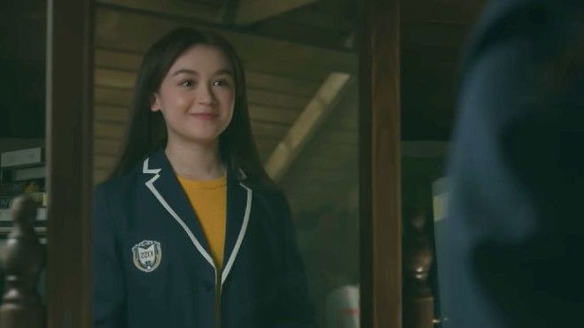 Anna Cathcart as Kitty in KISS school uniform in Xo, Kitty 