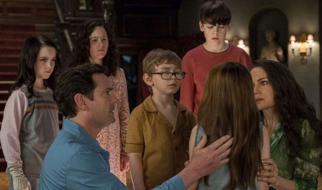 Netflix Reveals The Haunting Of Hill House Sequel Will Adapt The Turn Of The Screw