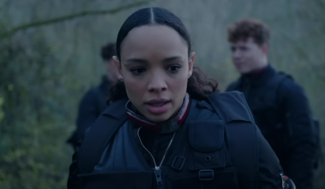 vampire-academy-season-2-julie-plec-hints-at-what-may-happen-next-to-andre-victor-and-more