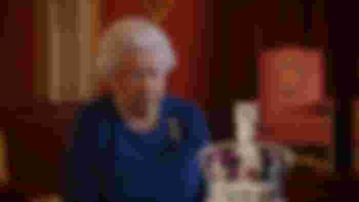 Image from Queen Elizabeth Shock: Monarch At Risk Of Dying Due To Her Drinking Habits, Bad Fall That Forced Her To Use Cane