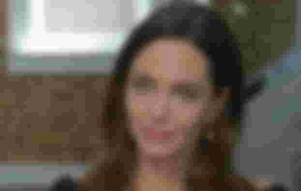 angelina-jolies-daughter-vivienne-jolie-pitt-resembles-dad-brad-pitt-sister-shiloh-in-latest-photo-with-dear-evan-hansen-cast-members