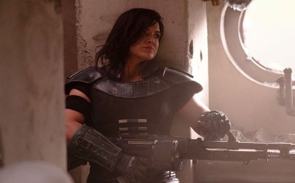 Star Wars: The Mandalorian Photo Teases Gina Carano, Pedro Pascal In Action