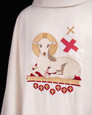 Choice of Liturgical Accessories: Practical Tips
