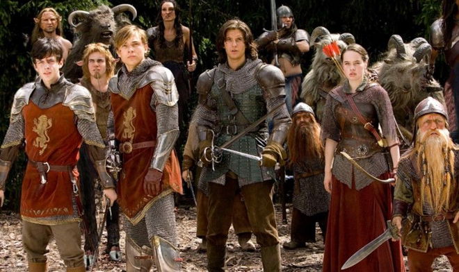 Ben Barnes Reunites With Chronicles Of Narnia Cast