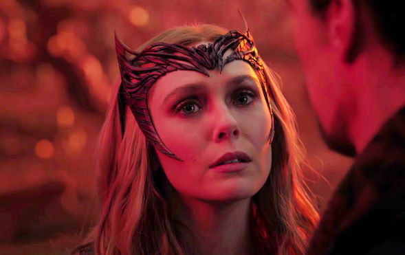 MCU Rumor Claims Elizabeth Olsen Signed a 7-Year Contract Extension