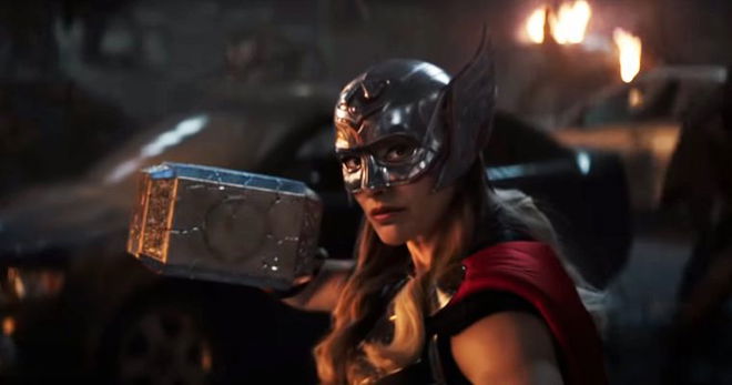 Thor: Love and Thunder Drops New Image of Two Thors Together