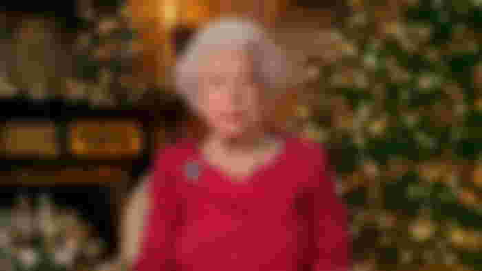 queen-elizabeth-rejected-prince-harry-meghan-markles-request-to-have-an-official-photo-with-lilibet-late-monarch-reportedly-told-a-friend-she-was-hurt-exhausted-due-to-sussexes