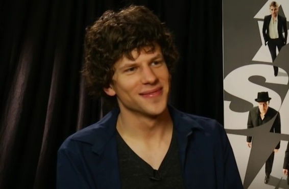 jesse-eisenberg-net-worth-2022-how-much-has-the-batman-v-superman-dawn-of-justice-made-today