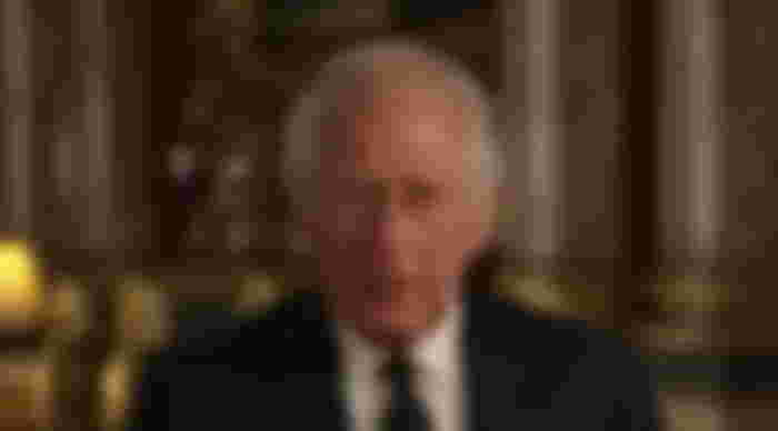 king-charles-shock-queen-consort-camillas-husband-could-abdicate-in-7-years-because-he-doesnt-want-to-waste-millions-on-another-state-funeral-cant-fill-queen-elizabeths-shoes
