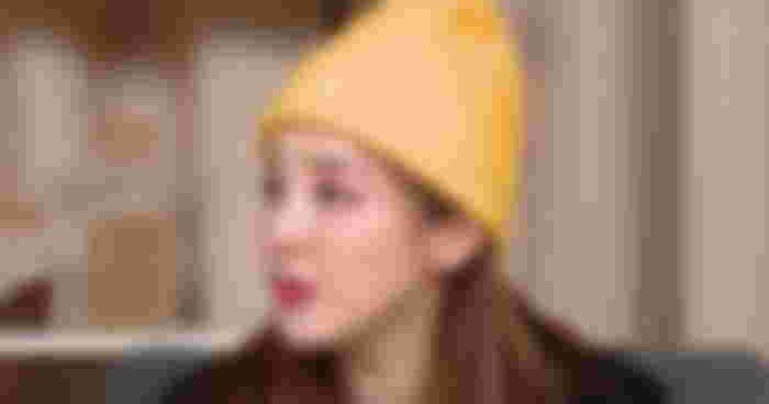 sandara-park-supports-2ne1-bandmate-park-boms-new-song